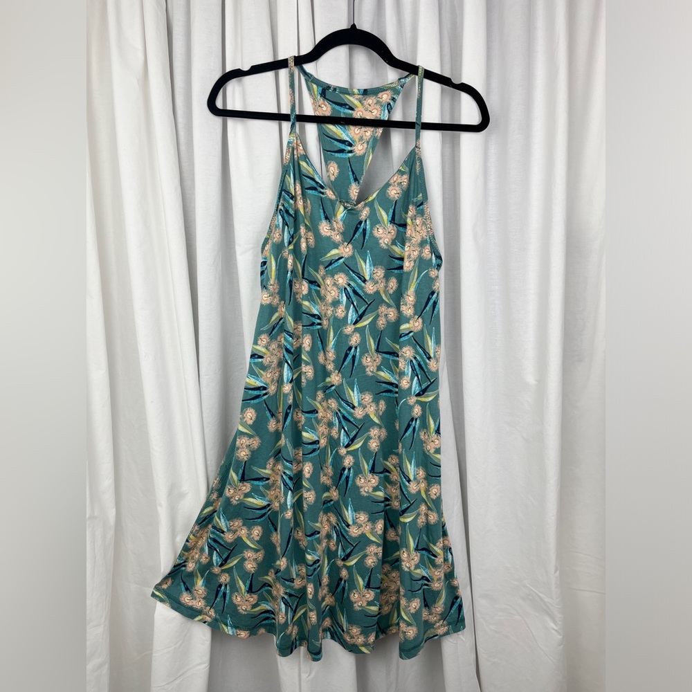 Patagonia Racerback Tank Top Dress with Built in Shelf Bra Size Large